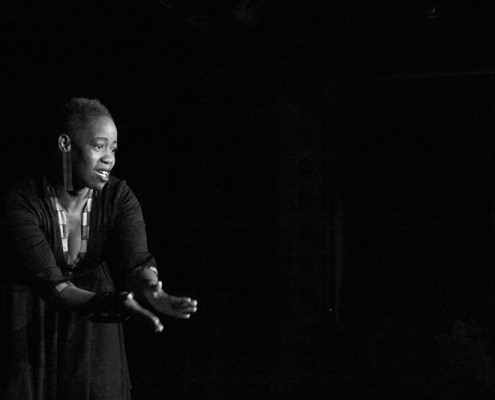 Pas sage et clandestin hyova